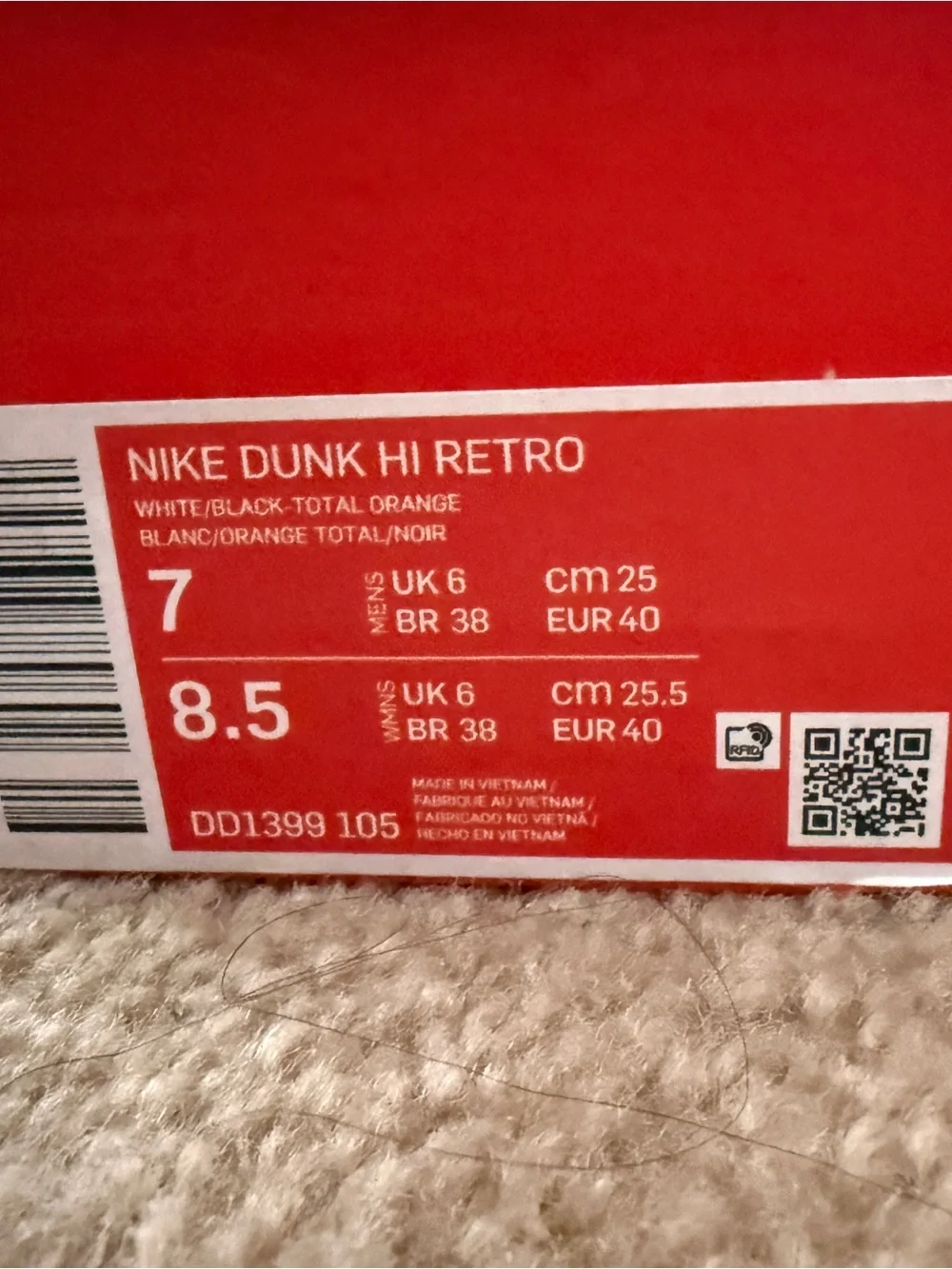 Dunk High 'White Black' – Size US 7 M or 8.5 W